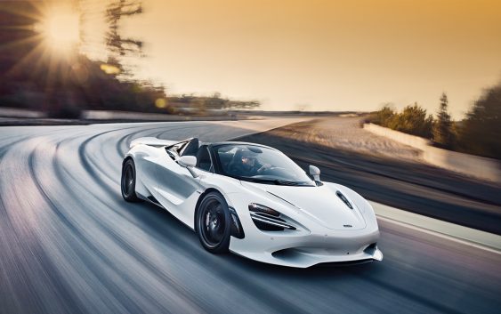 Noćna mora za Ferrari: McLaren 750S